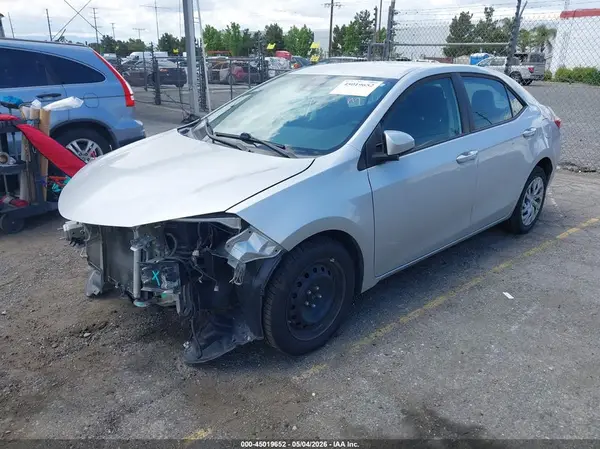 5YFBURHE9KP933146 2019 TOYOTA COROLLA - Image 2