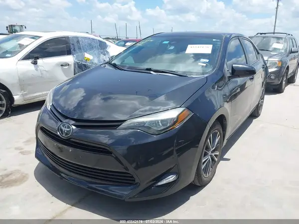 5YFBURHE9KP939271 2019 TOYOTA COROLLA - Image 2