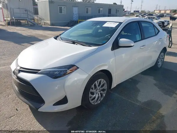 5YFBURHE9KP941263 2019 TOYOTA COROLLA - Image 2