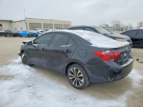 5YFBURHE9KP943515 2019 TOYOTA COROLLA - Image 2