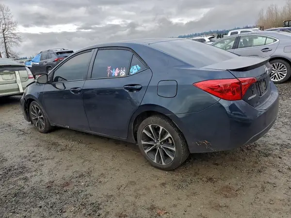5YFBURHE9KP945538 2019 TOYOTA COROLLA - Image 2