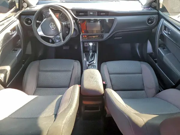 5YFBURHE9KP945796 2019 TOYOTA COROLLA - Image 8