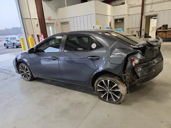 5YFBURHE9KT949427 2019 TOYOTA COROLLA - Image 2