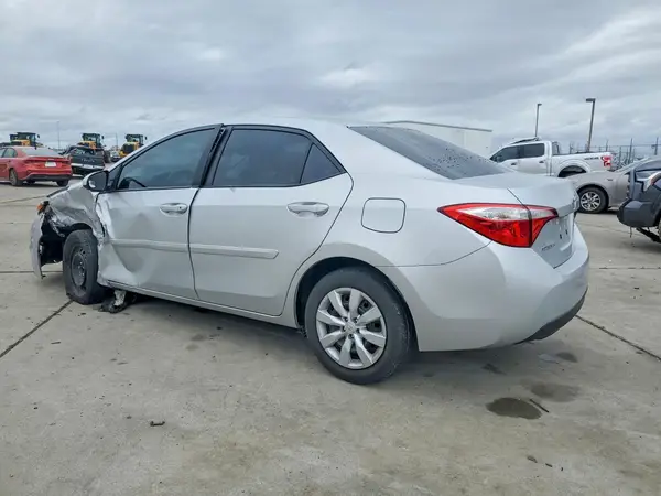 5YFBURHEXGP369370 2016 TOYOTA COROLLA - Image 2