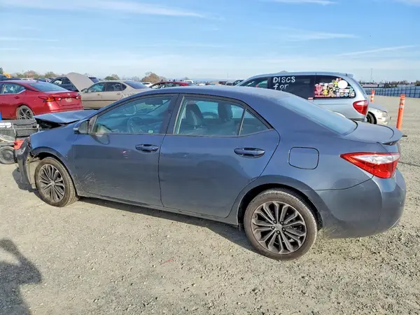 5YFBURHEXGP369501 2016 TOYOTA COROLLA - Image 2