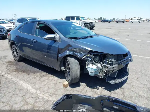 5YFBURHEXGP379722 2016 TOYOTA COROLLA - Image 1
