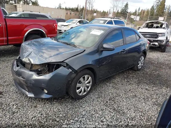 5YFBURHEXGP387304 2016 TOYOTA COROLLA - Image 2