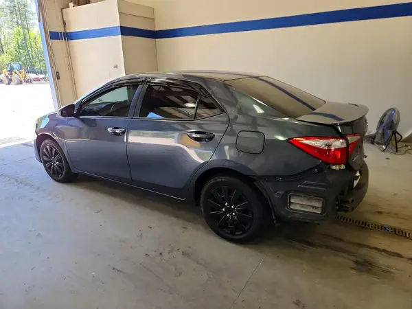 5YFBURHEXGP398075 2016 TOYOTA COROLLA - Image 2