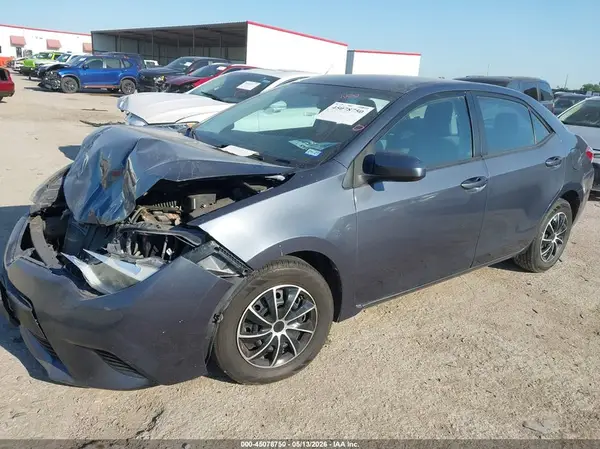 5YFBURHEXGP399923 2016 TOYOTA COROLLA - Image 2