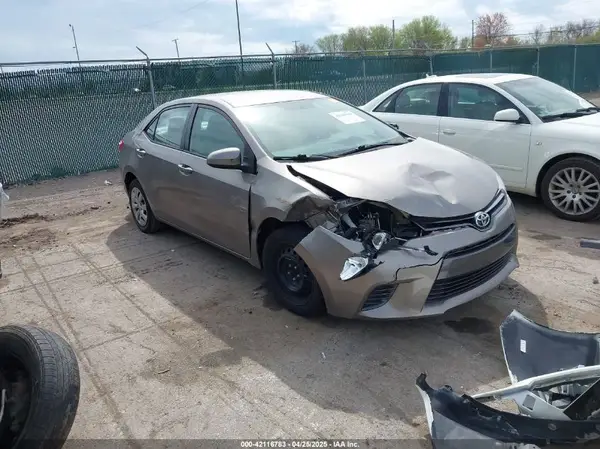 5YFBURHEXGP402822 2016 TOYOTA COROLLA - Image 1