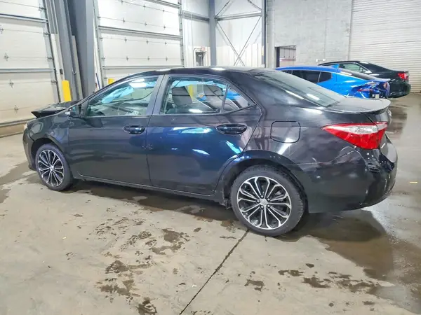 5YFBURHEXGP404649 2016 TOYOTA COROLLA - Image 2