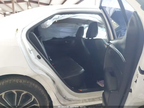 5YFBURHEXGP411410 2016 TOYOTA COROLLA - Image 8