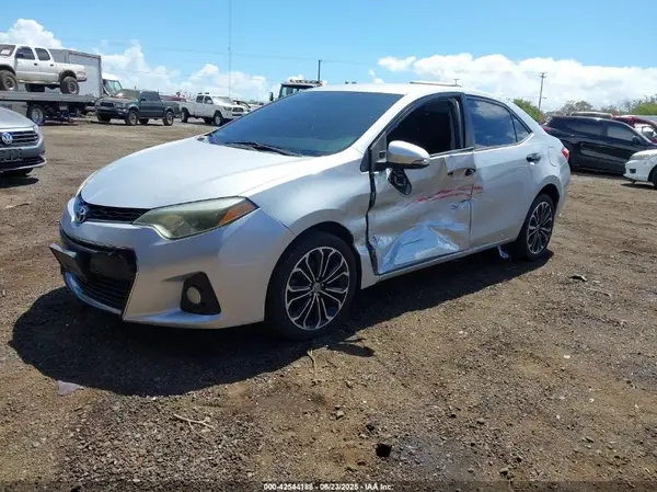 5YFBURHEXGP414159 2016 TOYOTA COROLLA - Image 2