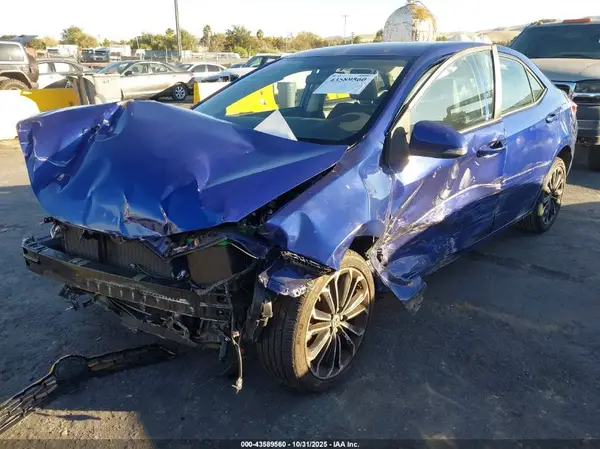 5YFBURHEXGP414680 2016 TOYOTA COROLLA - Image 2