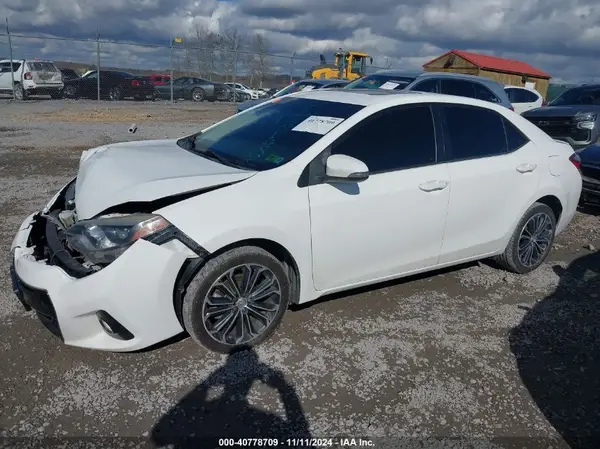 5YFBURHEXGP416574 2016 TOYOTA COROLLA - Image 2