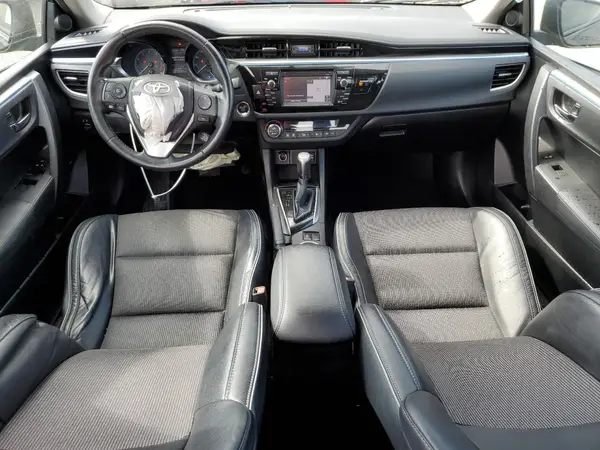 5YFBURHEXGP418518 2016 TOYOTA COROLLA - Image 8