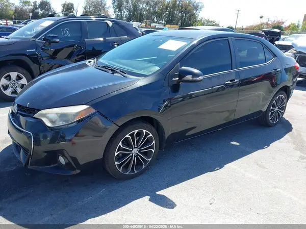 5YFBURHEXGP421998 2016 TOYOTA COROLLA - Image 2