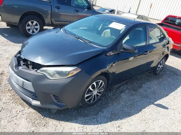 5YFBURHEXGP429843 2016 TOYOTA COROLLA - Image 2