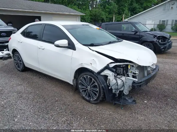 5YFBURHEXGP440180 2016 TOYOTA COROLLA - Image 1