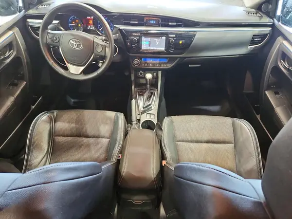 5YFBURHEXGP452085 2016 TOYOTA COROLLA - Image 8