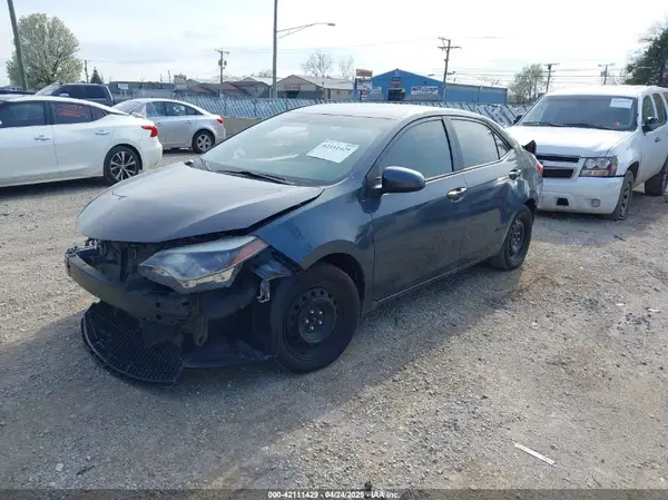 5YFBURHEXGP453723 2016 TOYOTA COROLLA - Image 2