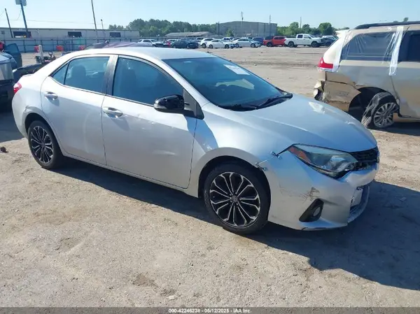 5YFBURHEXGP454998 2016 TOYOTA COROLLA - Image 1