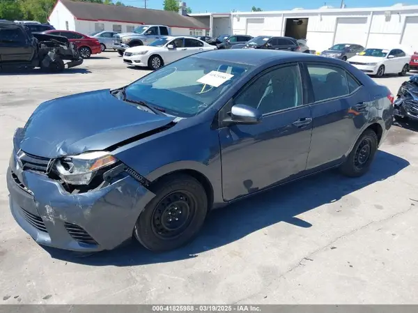 5YFBURHEXGP458095 2016 TOYOTA COROLLA - Image 2