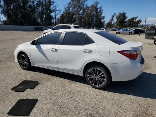 5YFBURHEXGP461109 2016 TOYOTA COROLLA - Image 2