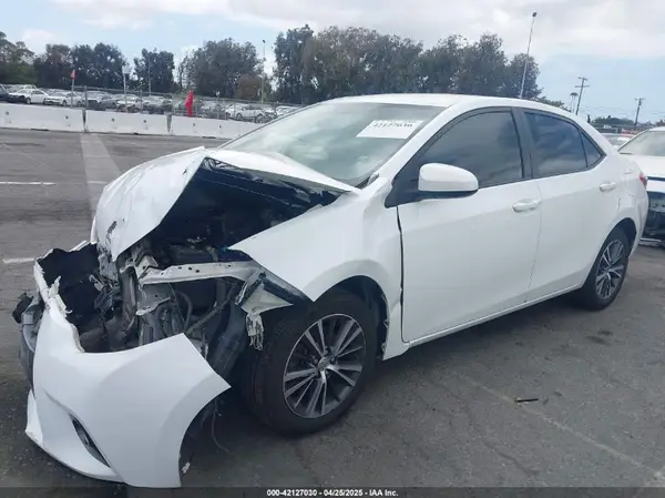 5YFBURHEXGP463572 2016 TOYOTA COROLLA - Image 2