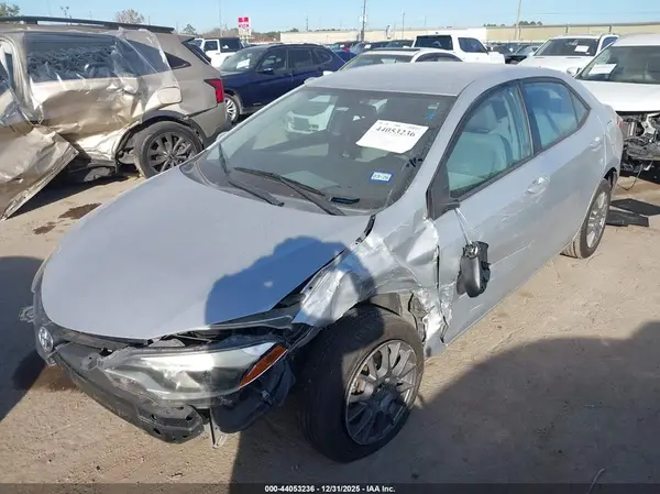 5YFBURHEXGP465273 2016 TOYOTA COROLLA - Image 2