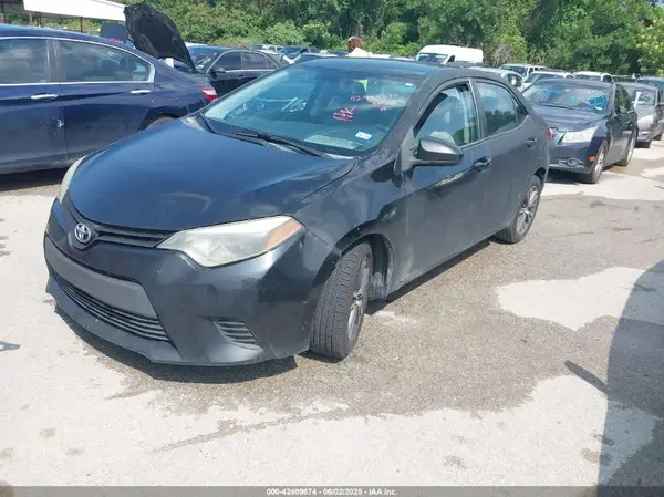 5YFBURHEXGP467170 2016 TOYOTA COROLLA - Image 2