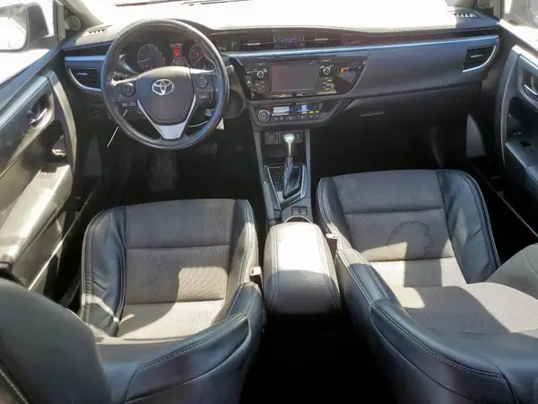 5YFBURHEXGP470537 2016 TOYOTA COROLLA - Image 8