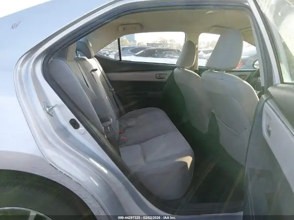 5YFBURHEXGP474586 2016 TOYOTA COROLLA - Image 8