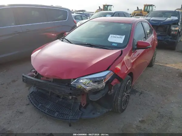 5YFBURHEXGP475642 2016 TOYOTA COROLLA - Image 2