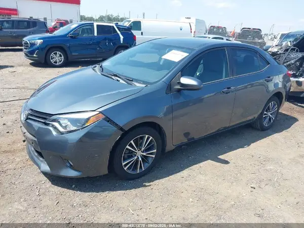 5YFBURHEXGP485488 2016 TOYOTA COROLLA - Image 2