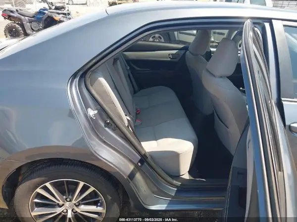 5YFBURHEXGP485488 2016 TOYOTA COROLLA - Image 8
