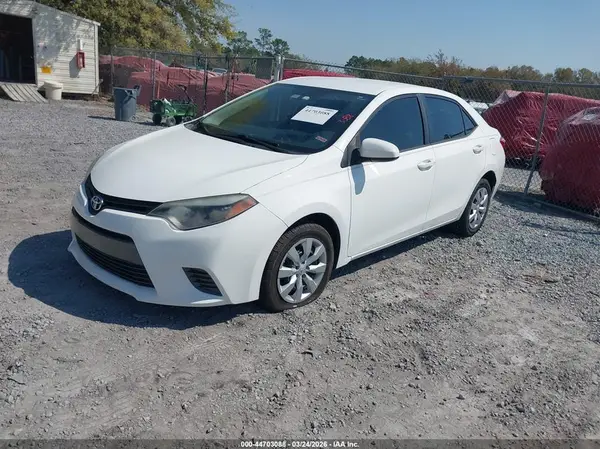 5YFBURHEXGP496412 2016 TOYOTA COROLLA - Image 2