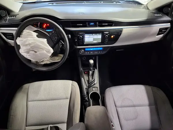 5YFBURHEXGP500149 2016 TOYOTA COROLLA - Image 8