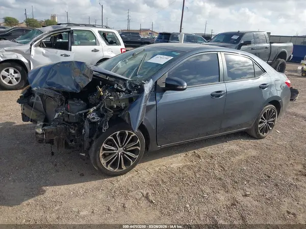 5YFBURHEXGP500524 2016 TOYOTA COROLLA - Image 2