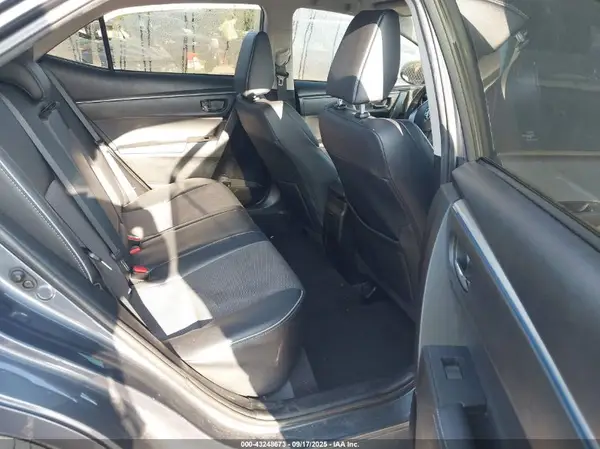 5YFBURHEXGP505884 2016 TOYOTA COROLLA - Image 8