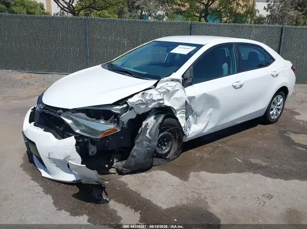 5YFBURHEXGP513256 2016 TOYOTA COROLLA - Image 2