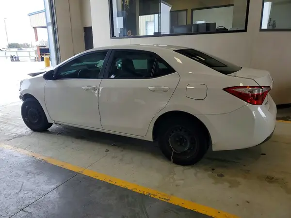 5YFBURHEXGP516514 2016 TOYOTA COROLLA - Image 2
