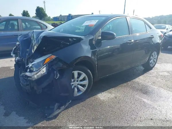 5YFBURHEXGP518506 2016 TOYOTA COROLLA - Image 2