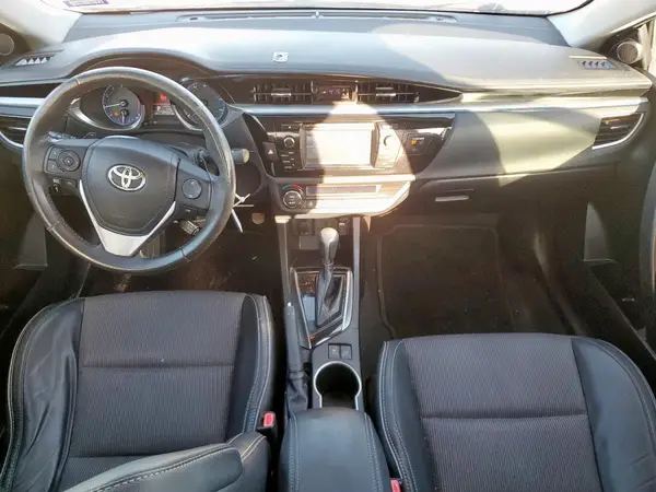 5YFBURHEXGP521048 2016 TOYOTA COROLLA - Image 8