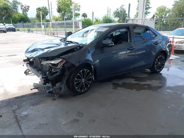 5YFBURHEXGP529991 2016 TOYOTA COROLLA - Image 2