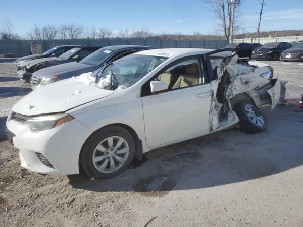 5YFBURHEXGP530073 2016 TOYOTA COROLLA - Image 1