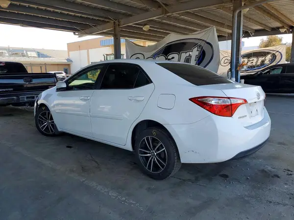 5YFBURHEXGP533863 2016 TOYOTA COROLLA - Image 2