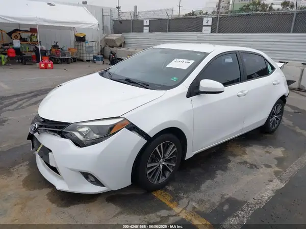 5YFBURHEXGP534124 2016 TOYOTA COROLLA - Image 2