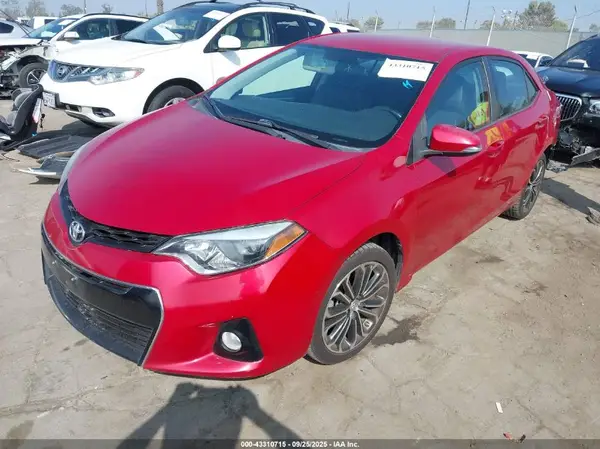 5YFBURHEXGP536469 2016 TOYOTA COROLLA - Image 2
