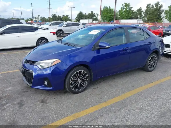 5YFBURHEXGP540134 2016 TOYOTA COROLLA - Image 2